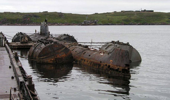 Soviet nuclear submarine K-159 before she sank