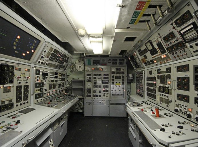 Man, this looks like a nuclear power station control room. Oh, wait, it is. Along with all the other moving and dangerous parts of the "drivetrain."