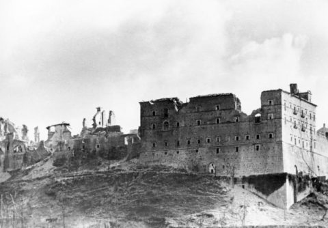 Remembering Monte Cassino And Wojtek The Bear A Polish War Hero remembering-monte-cassino-and-wojtek-the-bear-a-polish-war-hero